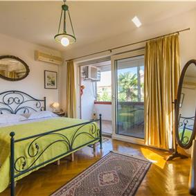 4 Bedroom Villa with Pool and Annex near Porec, Sleeps 8
